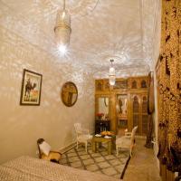 Сьюит (Люкс Rose) отеля Riad Zamzam, Марракеш