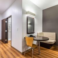 Четырехместный (Номер с 2 кроватями размера "queen-size" - для гостей с ограниченными физическими возможностями - для некурящих) отеля Motel 6-Las Vegas, NV - Motor Speedway, Лас-Вегас