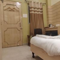 Одноместный (Single Mini Smart Room No View) отеля Hotel Temple On Ganges, Варанаси