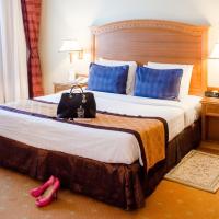 Семейный (Семейный номер) отеля Avenue Hotel Dubai, Дубай