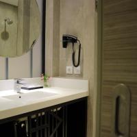 Двухместный (Двухместный номер Делюкс с 2 отдельными кроватями) отеля Arosa Hotel Jakarta, Джакарта