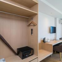 Двухместный (Двухместный номер Делюкс с 2 отдельными кроватями) отеля New Square Patong Hotel, Пхукет