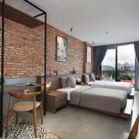 Трехместный (Улучшенный трехместный номер) отеля Marilyn Boutique Hotel Nha Trang, Нячанг