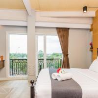 Двухместный (Суперлюкс «Гранд» с 1 кроватью размера «king-size», вид на Большой дворец) отеля Dang Derm in The Park, Бангкок