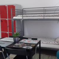 Номер (Кровать в общем 6-местном номере для мужчин и женщин) хостела Art Hostel with FREE WI-FI, Краков