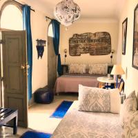 Трехместный (Трехместный номер Majorelle) отеля Riad Le Coq Berbère, Марракеш