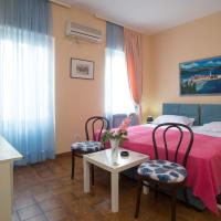 Двухместный (Двухместный номер с 1 кроватью или 2 отдельными кроватями и ванной комнатой) гостевого дома Rooms & Apartments Boskovic, Будва