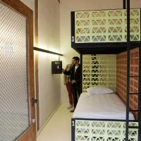 Номер (Кровать в общем номере для мужчин и женщин с 8 кроватями и общей ванной комнатой) хостела Downtown Beds, Мехико