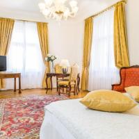 Двухместный (Двухместный номер с 1 кроватью или 2 отдельными кроватями и видом на реку) отеля Charles Bridge Palace, Прага