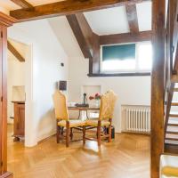 Сьюит (Двухуровневый люкс (4 взрослых)) отеля Charles Bridge Palace, Прага