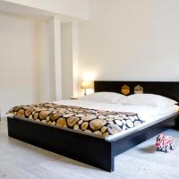 Апартаменты (Улучшенные семейные апартаменты) отеля Royal Bellezza, Прага