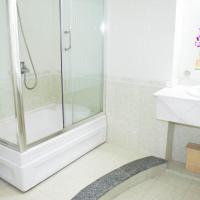 Двухместный (Улучшенный номер) апарт-отеля Hoa Phat Hotel & Apartment, Хошимин