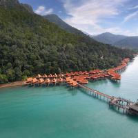 Двухместный (Люкс «Премьер» на воде) курортного отеля Berjaya Langkawi Resort, Лангкави