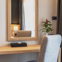 Двухместный (Улучшенный двухместный номер с 1 кроватью или 2 отдельными кроватями и видом на море) отеля Beach Terrace Hotel, Краби