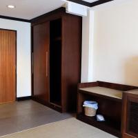 Двухместный (Представительский двухместный номер с 1 кроватью) отеля Grand Business Inn, Бангкок