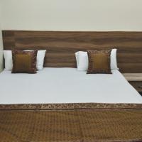 Двухместный (Budget Nomad Room - Non river view (Darshan Assistance for Kashi Vishwanath Temple Available)) отеля Palace On Steps, Варанаси