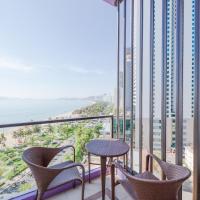 Двухместный (Стандартный двухместный номер с 1 кроватью) отеля Hotel Novotel Nha Trang, Нячанг