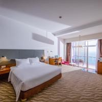 Двухместный (Двухместный номер Делюкс с 1 кроватью) отеля Hotel Novotel Nha Trang, Нячанг