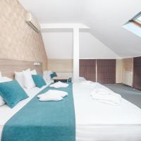 Трехместный (Трехместный номер с парковкой) отеля Hotel Mint, Белград