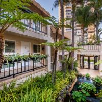 Сьюит (Полулюкс с кроватью размера «queen-size») отеля Beverly Hills Plaza Hotel & Spa, Лос-Анджелес