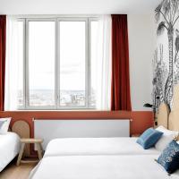 Трехместный (Трехместный номер Делюкс) хостела Caulaincourt Square Hostel, Париж