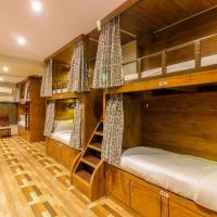 Номер (Общий номер для гостей мужского пола) хостела Hygienic Blossom Dormitory For Male and Female, Мумбай