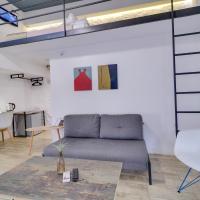 Сьюит (Street Level Superior Loft) отеля athensotel.com, Афины