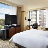 Двухместный (King Corner Suite with Space Needle View) отеля Pan Pacific Seattle, Сиэтл