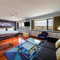 Сьюит (Люкс с сауной) отеля Radisson Blu Hotel Lietuva, Вильнюс