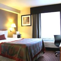 Двухместный (Queen Room with Mobility/Hearing Access - Non-Smoking) отеля Ramada by Wyndham Portland, Портленд