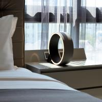 Двухместный (Staycation Offer - Junior Contemporary Suite - F&B discount & Free Benefits) отеля M Hotel Saigon, Хошимин