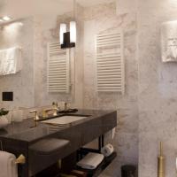 Сьюит (Люкс с видом на площадь Россио) отеля Altis Avenida Hotel, Лиссабон