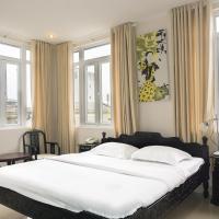 Сьюит (Номер-студио Делюкс с кроватью размера "king-size") отеля Hue Nino Hotel, Хюэ