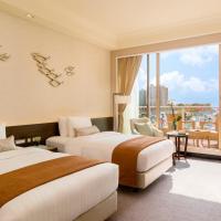 Двухместный (Deluxe Seaview Twin Room with Balcony) отеля Hong Kong Gold Coast Hotel, Гонконг (город)