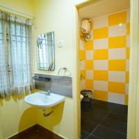 Семейный (Семейный номер Делюкс) отеля Season 4 Guest House, Ченнаи