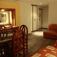 Четырехместный (Номер с 2 кроватями размера «queen-size») отеля Hotel Mina, Мехико