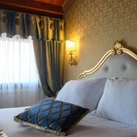 Двухместный (Double Room with Double Bed - Annex/Non-Smoking) отеля Hotel Olimpia Venezia, Венеция