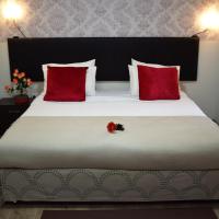 Семейный (Cемейный номер с собственной ванной комнатой) гостевого дома Universo Romantico, Лиссабон