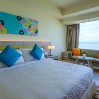 Сьюит (Superior Suite Ocean View, King Bed) курортного отеля Mercure Penang Beach, Джорджтаун