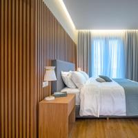 Сьюит (Панорамный люкс с видом на море и гидромассажной ванной) отеля Glyfada Riviera Hotel, Афины