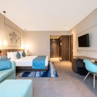 Двухместный (Deluxe Double Room with 15% discount on Food and Beverage) отеля Hyatt Place Goa Candolim, Кандолим