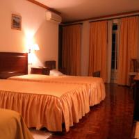 Четырехместный (Четырехместный номер) отеля Hotel Central, Лузу