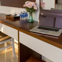 Апартаменты (Апартаменты Делюкс) отеля Đông Bắc Hotel, Дананг