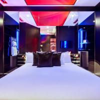 Сьюит (Люкс Dark Room) отеля Déclic Hotel, Париж