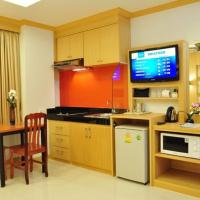 Двухместный (Стандартный номер с мини-кухней) отеля Green Harbor Hotel & Service Apartment, Пхукет