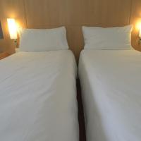 Двухместный (Стандартный двухместный номер с 2 отдельными кроватями — Для некурящих) отеля Hotel Ibis Lisboa Parque das Nações, Лиссабон