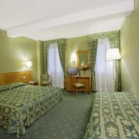 Трехместный (Трехместный номер) отеля Hotel Nazionale, Венеция