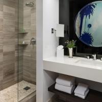 Двухместный (Deluxe Room Two Double Beds) отеля Mosaic Hotel Beverly Hills, Лос-Анджелес