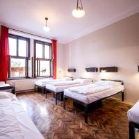 Номер (Односпальная кровать в 6-местном общем номере для мужчин и женщин) хостела Sir Toby's Hostel, Прага