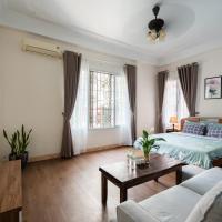 Двухместный (Номер Делюкс с кроватью размера «king-size») семейного отеля Hanoi Crocus Homestay, Ханой